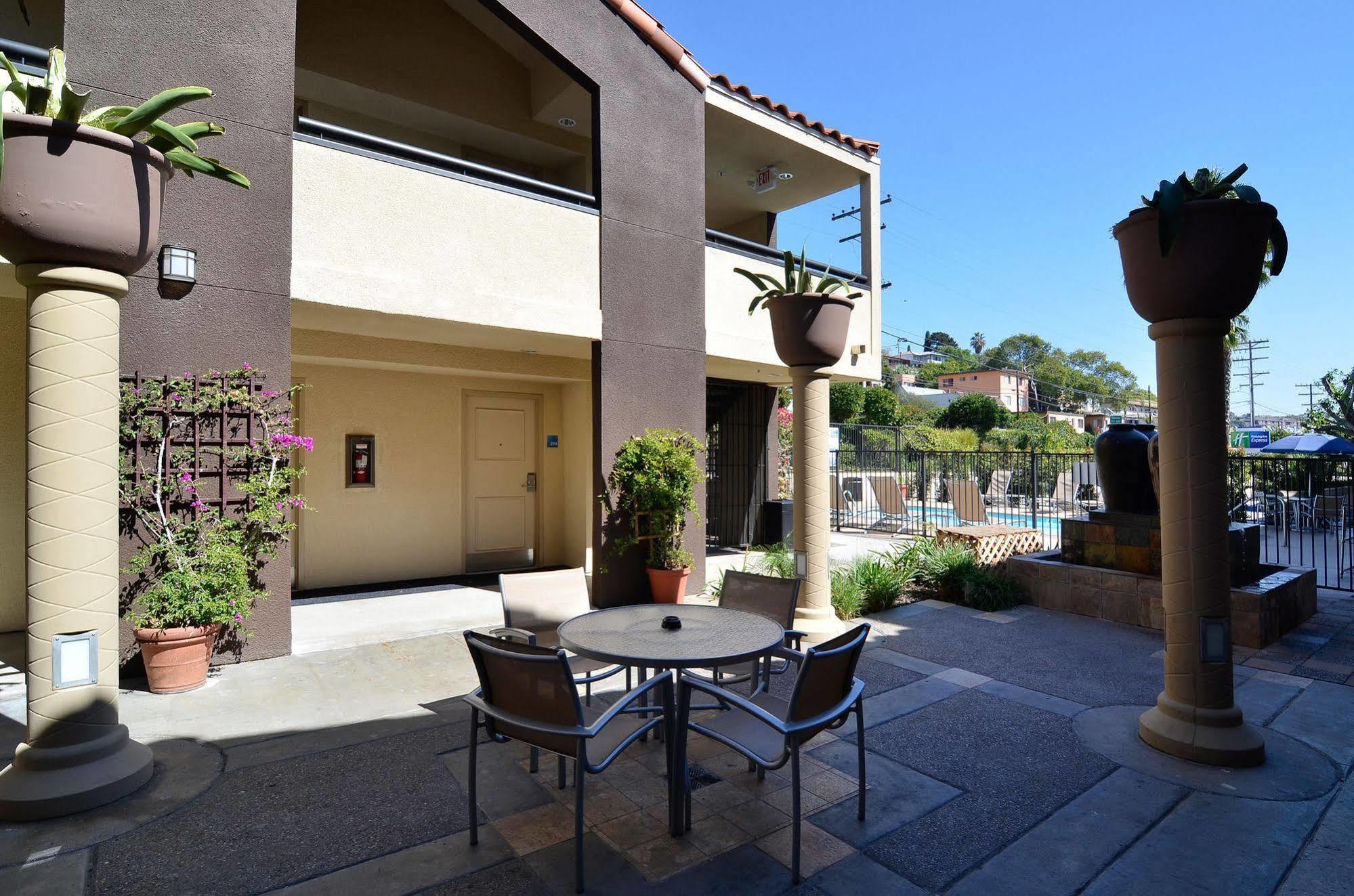 Holiday Inn Express San Diego Airport-Old Town By Ihg Exterior foto
